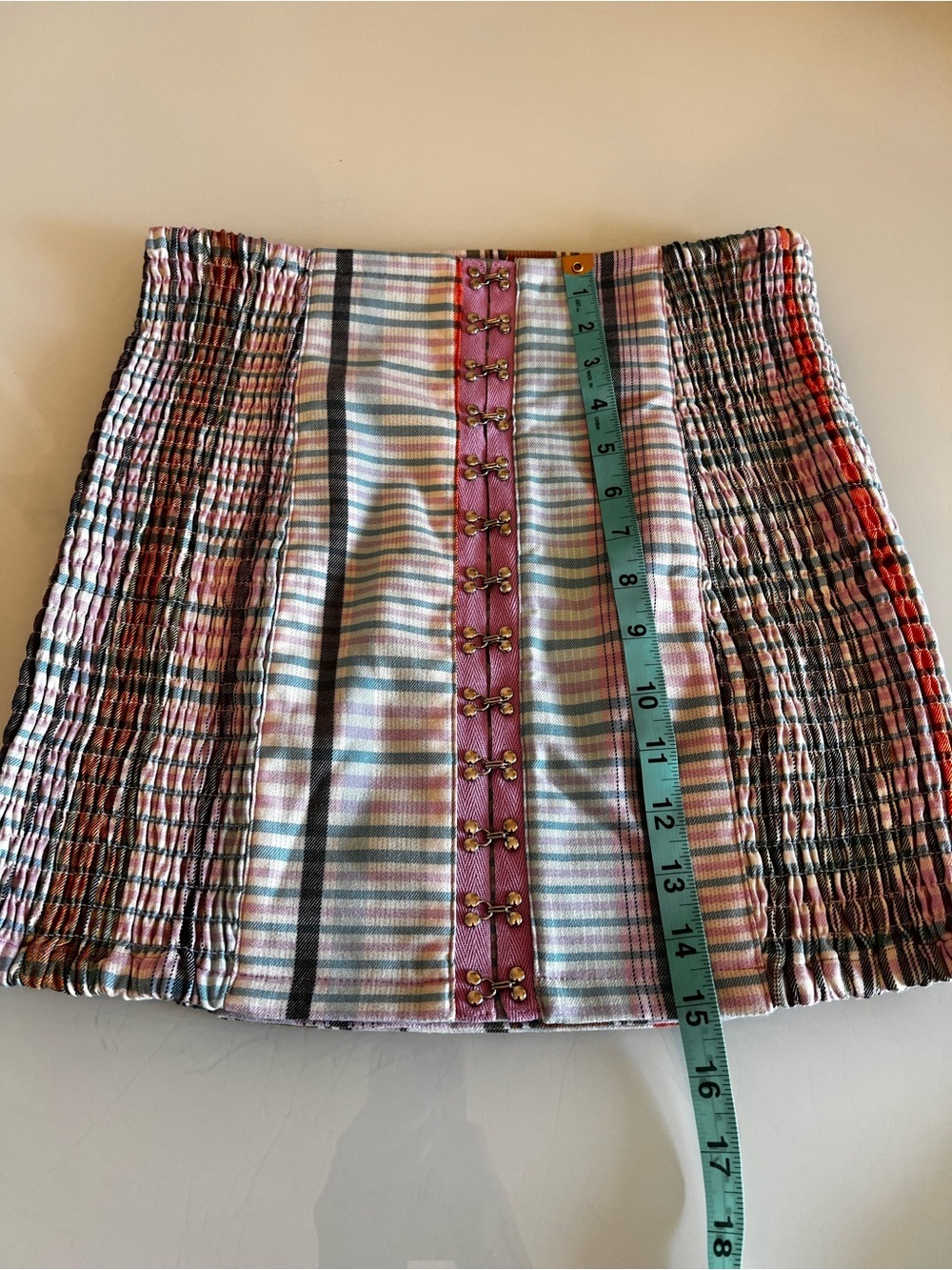 URBAN OUTFITTERS Plaid Hook Eye Mini Skirt Smocked Y2K Coquette Preppy M - Picture 5 of 7